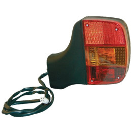 Lampa tylna zespolona prawa z wtyczką AMP Cobo 04311000 - widok z przodu