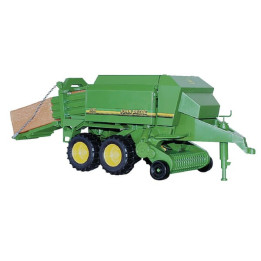 Prasa kostkująca John Deere 690 i 2 kostki słomy Bruder 02017 - widok z przodu